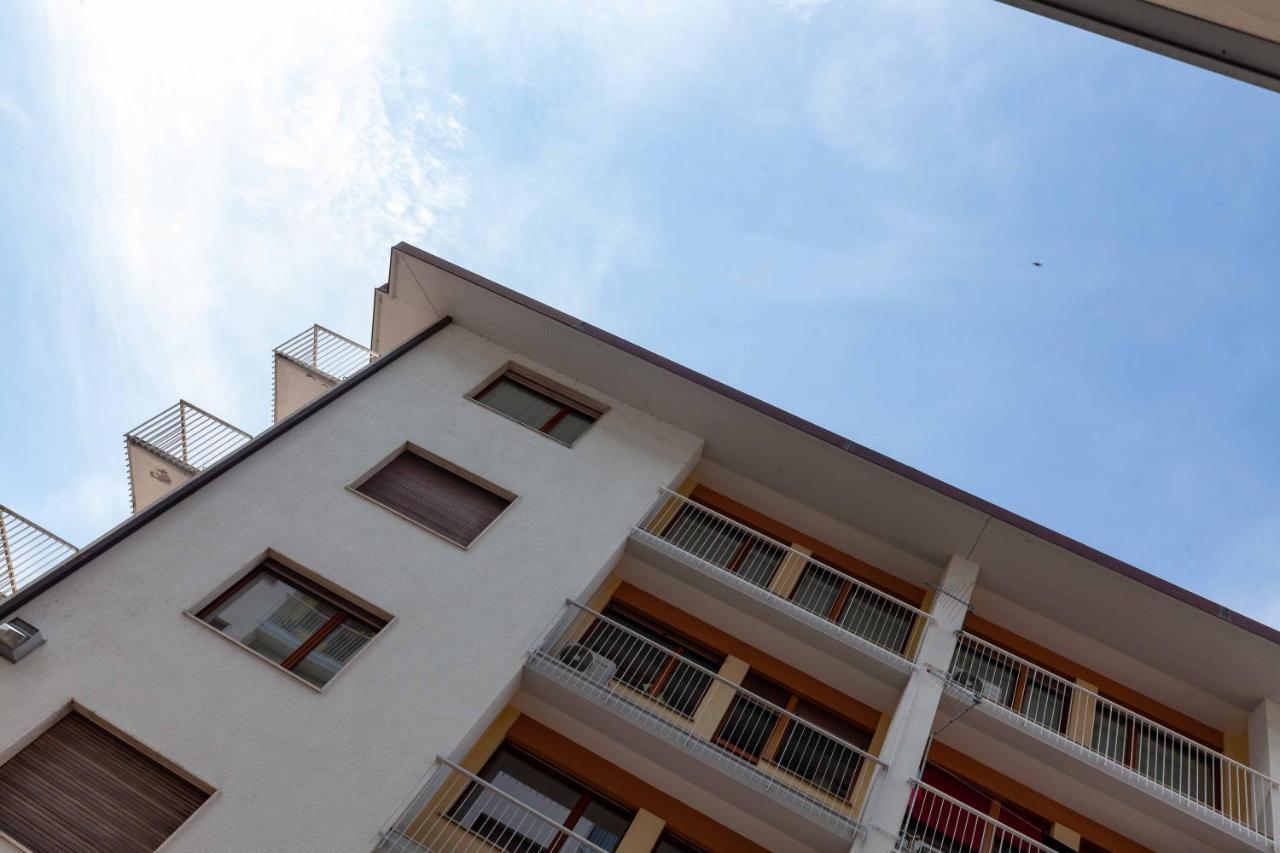 Attico In Centro A Belluno - Marmolada Lägenhet Exteriör bild